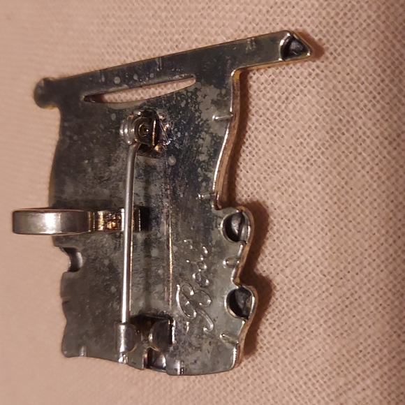 Vintage Silver Gold Tone Metal Brooch Pendant - USA American Flag Best SIgned - Picture 2 of 2